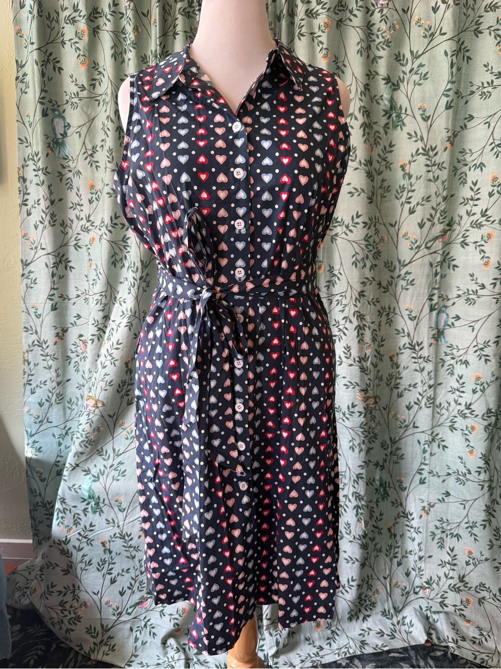 ModCloth Black Sleeveless Shirt Dress with Red & White Heart Print